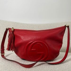Gucci Pebbled Calfskin Medium Soho Hobo Red